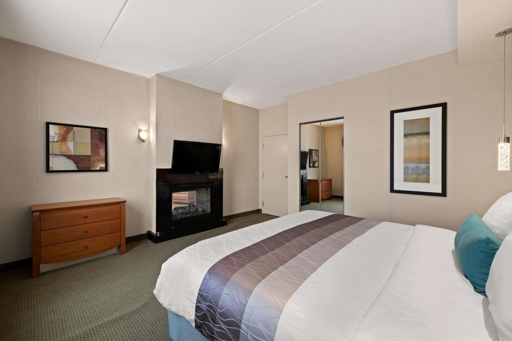 Best Western Plus Orangeville Inn & Suites Экстерьер фото