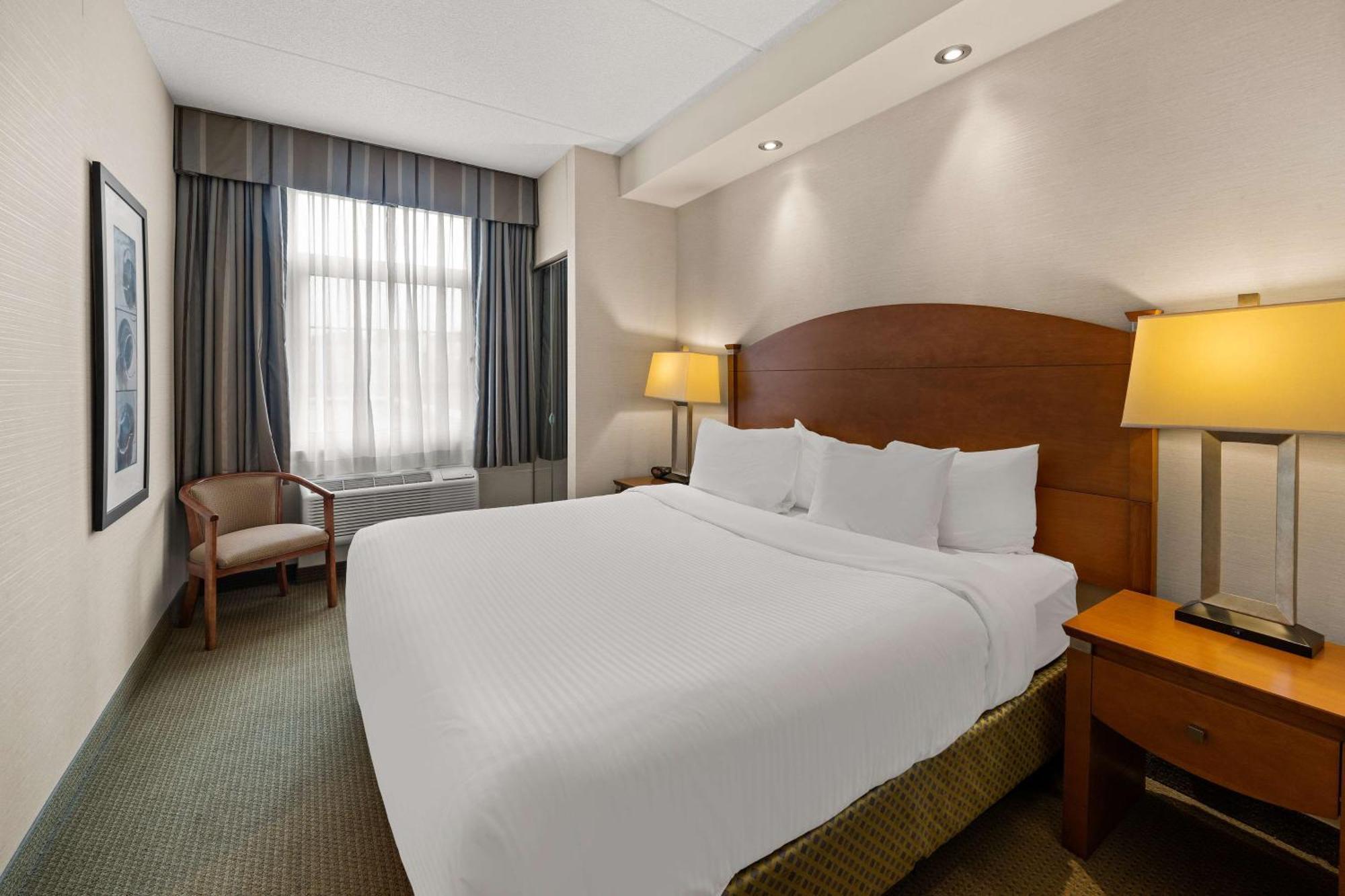 Best Western Plus Orangeville Inn & Suites Экстерьер фото