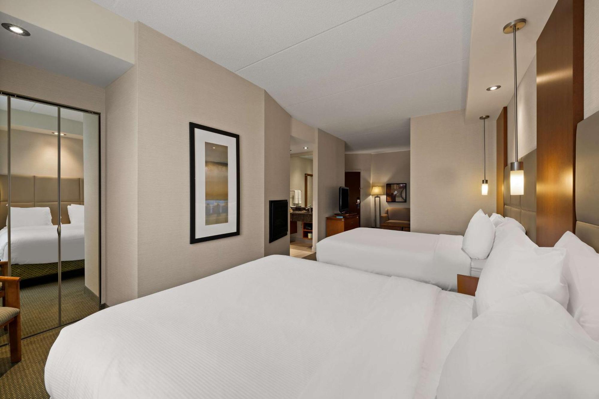 Best Western Plus Orangeville Inn & Suites Экстерьер фото