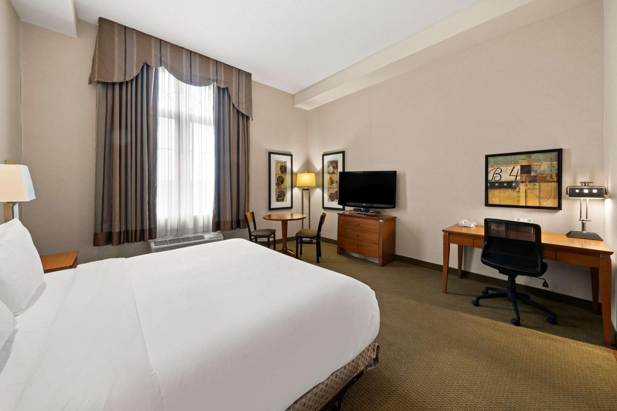 Best Western Plus Orangeville Inn & Suites Экстерьер фото